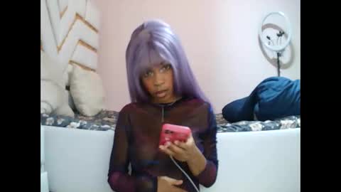 Snapshot of albertine1504 chatting on June 9, 1:34 pm albertine1504 online show from June 9, 1:34 pm