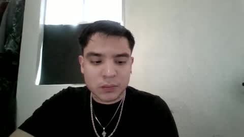 albertoarenas16 online show from June 3, 8:25 pm