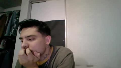 albertoarenas16 online show from June 5, 6:52 am