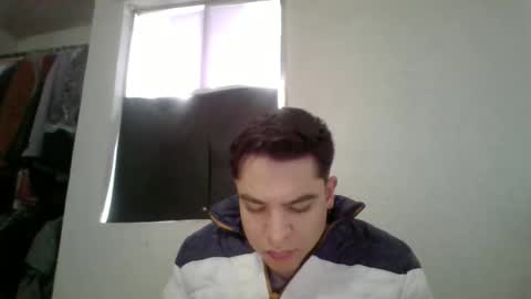 albertoarenas16 online show from June 7, 2:43 pm