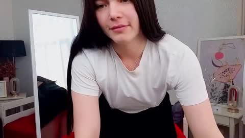 Snapshot of albi_sunny chatting on March 12, 5:46 am Albi online show from March 12, 5:46 am