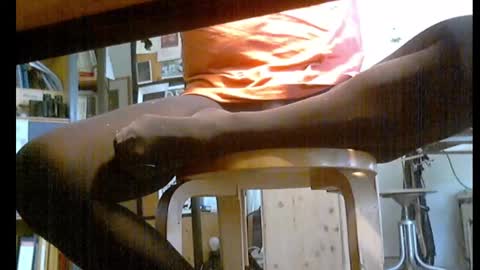 aldolechat online show from October 5, 6:56 am