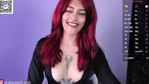 Snapshot of ale_petitee chatting on August 6, 2:57 am alexa online show from August 6, 2:57 am