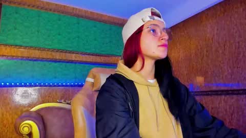 Aleja Online  GTM-5 700 1400 online show from December 17, 1:06 pm