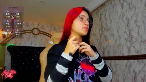 Aleja Online  GTM-5 700 1400 online show from February 9, 12:20 pm