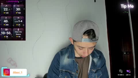 Snapshot of alecadrews_ chatting on January 8, 7:03 pm ALEC ANDREWS online show from January 8, 7:03 pm