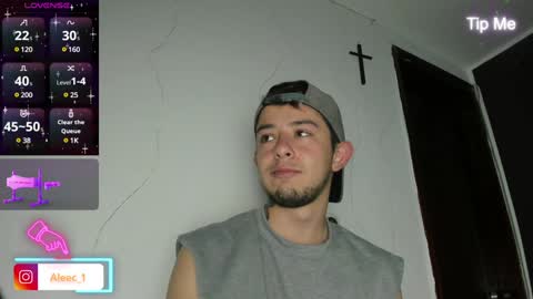 Snapshot of alecadrews_ chatting on January 16, 7:10 pm ALEC ANDREWS online show from January 16, 7:10 pm