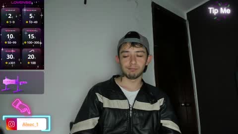 Snapshot of alecadrews_ chatting on January 26, 5:55 pm ALEC ANDREWS online show from January 26, 5:55 pm