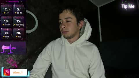 Snapshot of alecadrews_ chatting on February 25, 2:03 am ALEC ANDREWS online show from February 25, 2:03 am