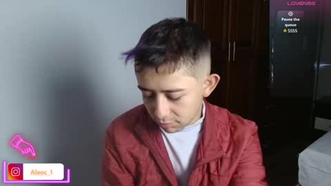 Snapshot of alecadrews_ chatting on September 22, 7:27 pm ALEC ANDREWS online show from September 22, 7:27 pm