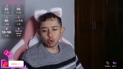 Snapshot of alecadrews_ chatting on September 29, 7:51 pm ALEC ANDREWS online show from September 29, 7:51 pm