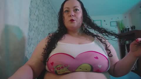 Snapshot of aleia_taylor chatting on December 22, 7:42 pm aleia taylor online show from December 22, 7:42 pm