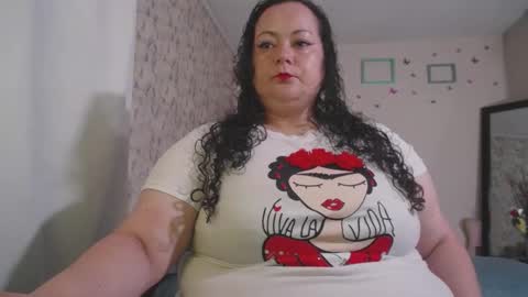 Snapshot of aleia_taylor chatting on February 18, 6:15 am aleia taylor online show from February 18, 6:15 am
