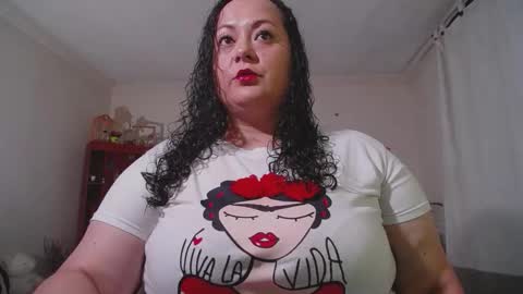 Snapshot of aleia_taylor chatting on September 20, 3:51 am aleia taylor online show from September 20, 3:51 am