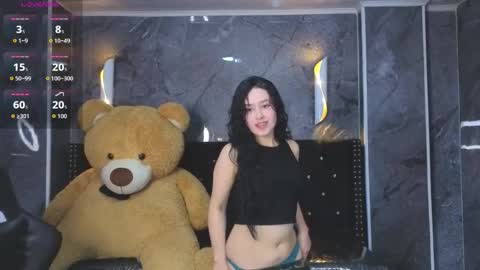 aleja online show from December 18, 7:53 pm