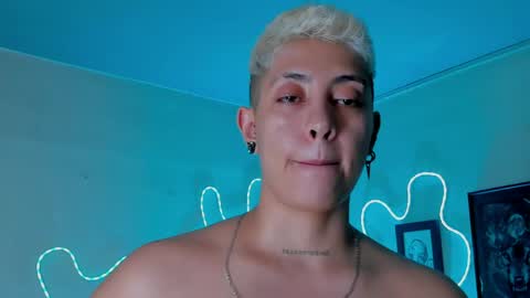 Alejandra online show from May 25, 7:36 am