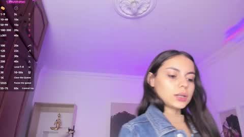 Alejandra online show from February 12, 11:07 am