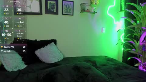 Aleja Queen online show from October 3, 11:57 pm