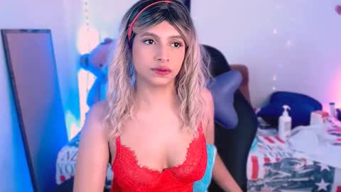 Snapshot of alejaharker chatting on September 28, 5:02 am Aleja Harker online show from September 28, 5:02 am