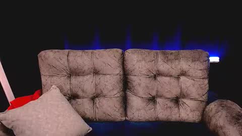 Snapshot of alejaharker chatting on December 15, 2:05 am Aleja Harker online show from December 15, 2:05 am