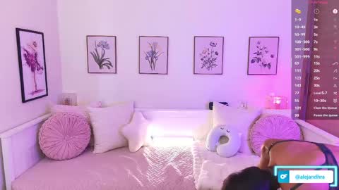 Alejandhra online show from May 22, 2:01 pm