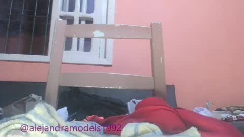 Snapshot of alejandra1992_ chatting on April 25, 8:39 am Alejandra online show from April 25, 8:39 am