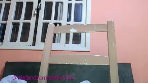 Snapshot of alejandra1992_ chatting on May 23, 8:51 am Alejandra online show from May 23, 8:51 am
