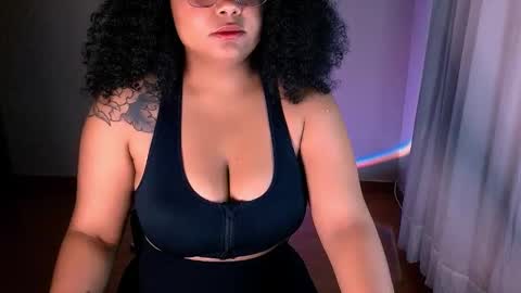 Snapshot of alejandra_conde chatting on December 20, 12:08 am Alejandra online show from December 20, 12:08 am