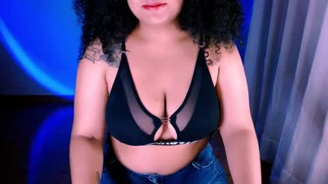 Snapshot of alejandra_conde chatting on March 6, 2:30 am Alejandra online show from March 6, 2:30 am