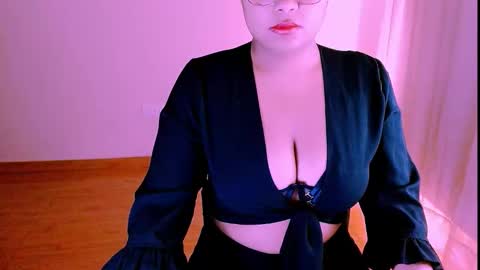 Snapshot of alejandra_conde chatting on October 3, 6:05 pm Alejandra online show from October 3, 6:05 pm