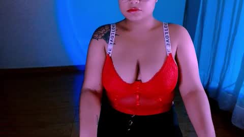 Snapshot of alejandra_conde chatting on November 21, 11:25 pm Alejandra online show from November 21, 11:25 pm