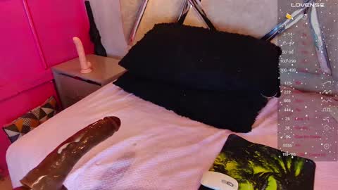 alejandra martins online show from February 26, 8:33 pm