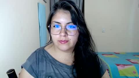 Alejandra online show from June 8, 9:20 am