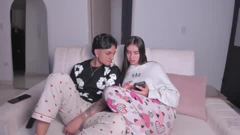 Snapshot of alejandraaa_ chatting on February 28, 2:34 am alejandraaa_ online show from February 28, 2:34 am