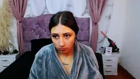 Snapshot of alejandracastr chatting on November 23, 11:10 am ALEJANDRA online show from November 23, 11:10 am