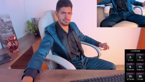 Alejo  online show from January 3, 7:50 pm