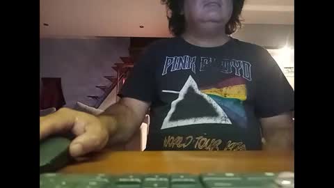 Snapshot of alejito16 chatting on October 6, 1:14 am alejito16 online show from October 6, 1:14 am