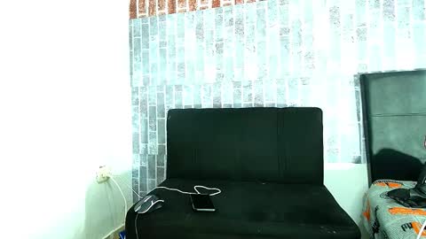 alejo_21cm online show from February 26, 12:58 pm