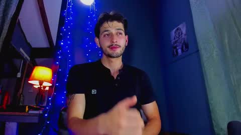Snapshot of alejo_323__ chatting on February 14, 3:22 am alejo_323__ online show from February 14, 3:22 am