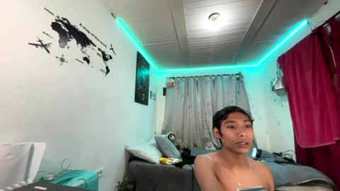 alejo_cute online show from June 28, 1:17 pm