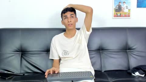 alejo peverell online show from January 16, 8:43 am