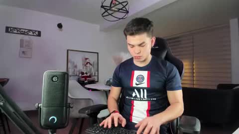 ONLYFANS Alejoo twink online show from November 18, 10:47 pm