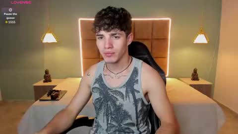 ALejoo Saenz online show from June 14, 7:49 pm