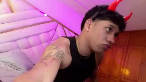 Alejo online show from February 9, 8:02 pm