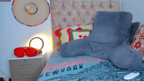 alejostrong online show from December 16, 2:38 am