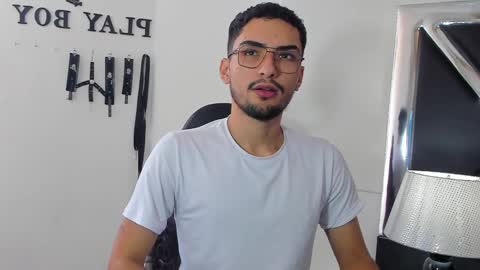 Alek online show from September 22, 4:09 pm