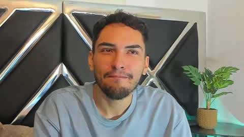 Alek online show from September 25, 5:11 am