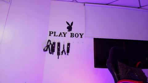 Alek online show from October 28, 5:11 am