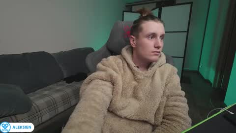 Alex and Linar online show from October 16, 5:14 pm