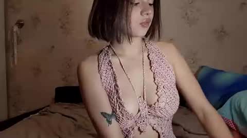 Snapshot of aleksamoon9 chatting on June 20, 6:00 pm aleksamoon9 online show from June 20, 6:00 pm
